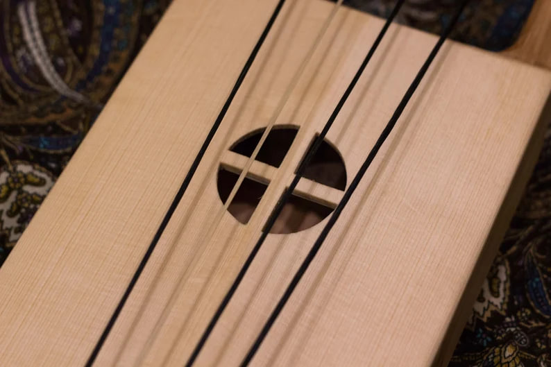 Tagelharpa/Talharpa bowed lyre - Image 3