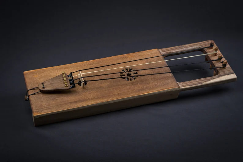 Tagelharpa/Talharpa bowed lyre - Image 2