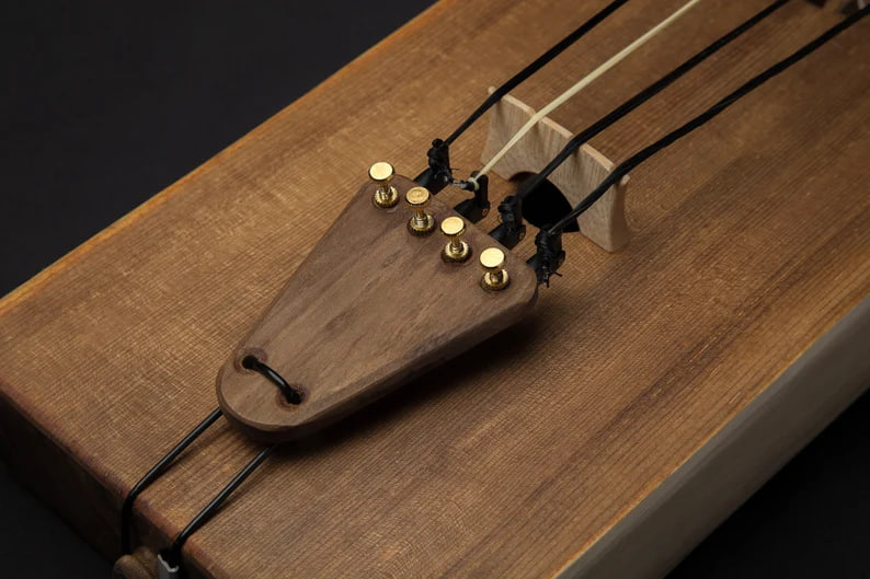 Tagelharpa タールハルパ 北欧 民族楽器