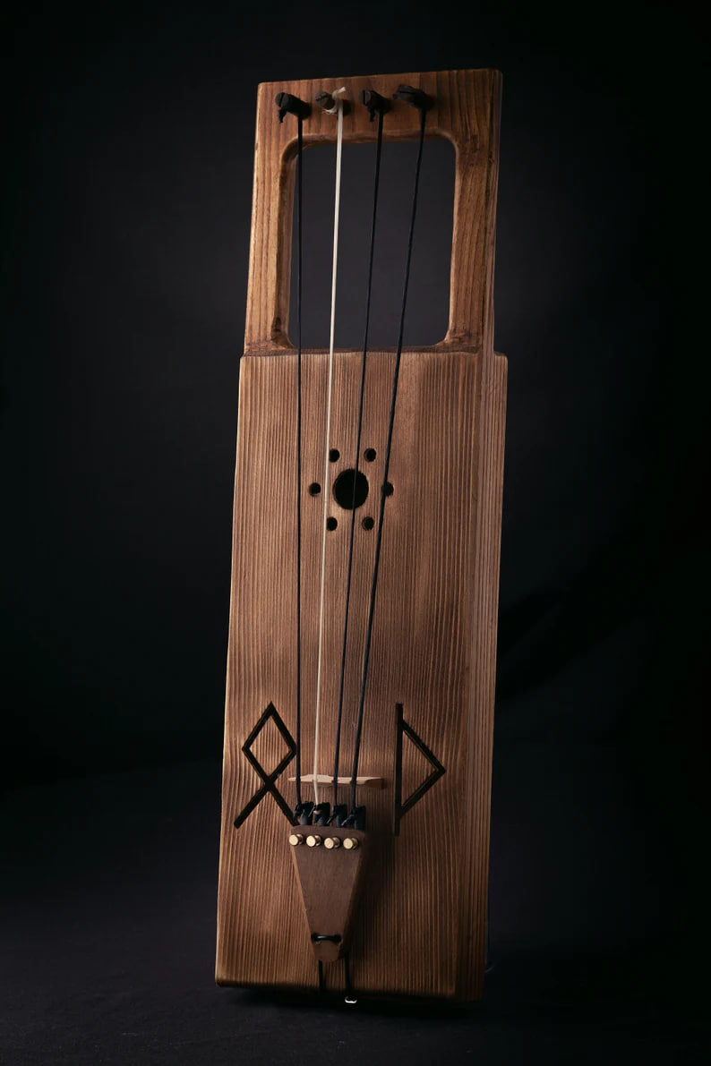 Tagelharpa/Talharpa bowed lyre - Crossroads Workshop