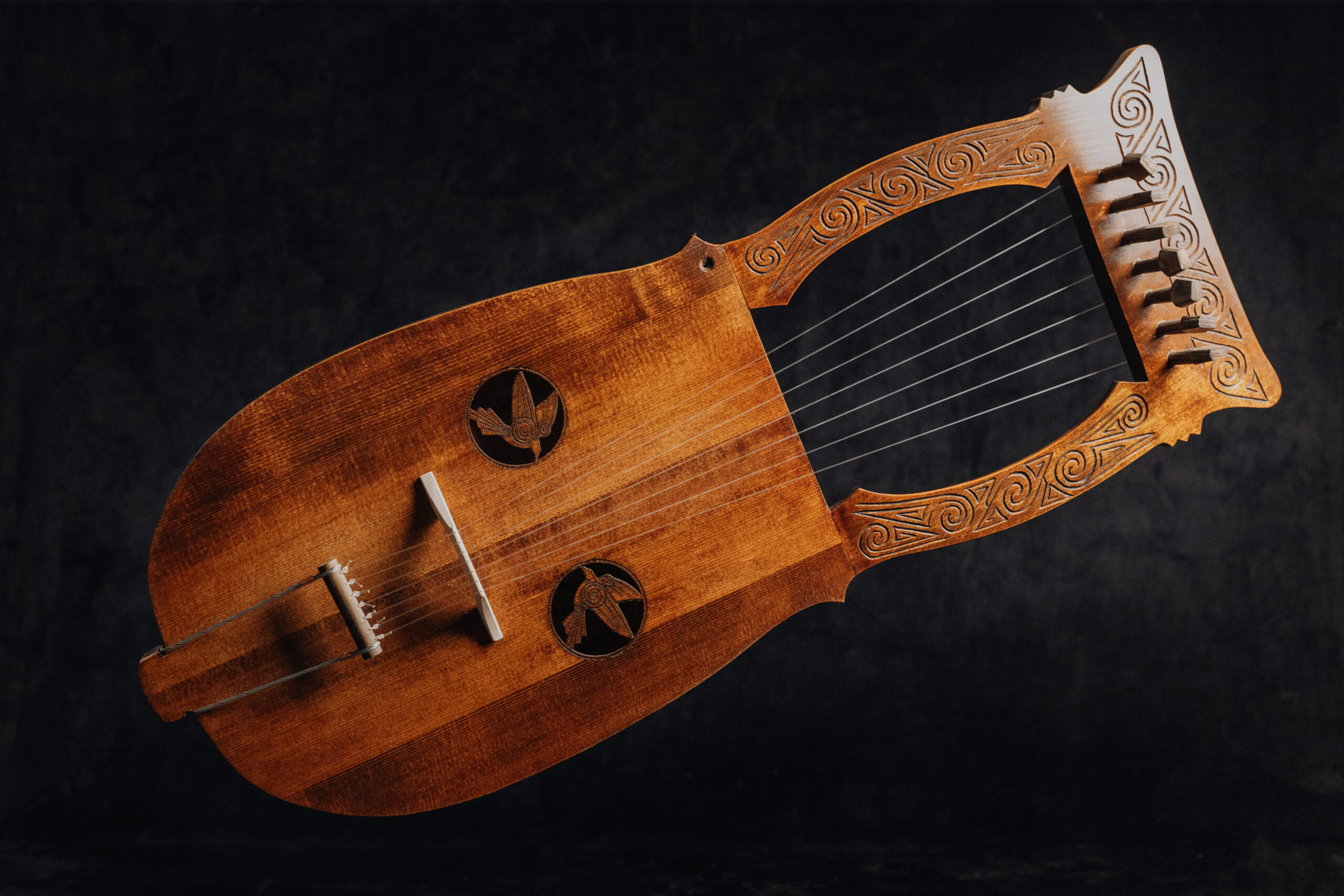 Kravik lyre "Huginn and Muninn"