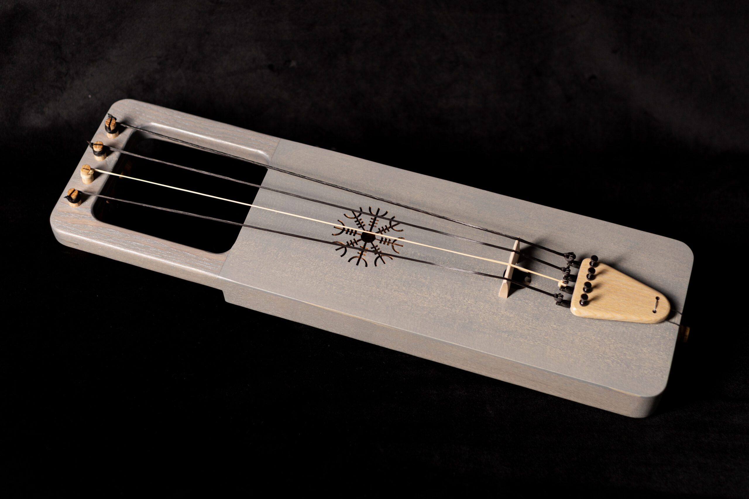 Tagelharpa タールハルパ Talharpa 北欧 民族楽器（Tagelharpa
