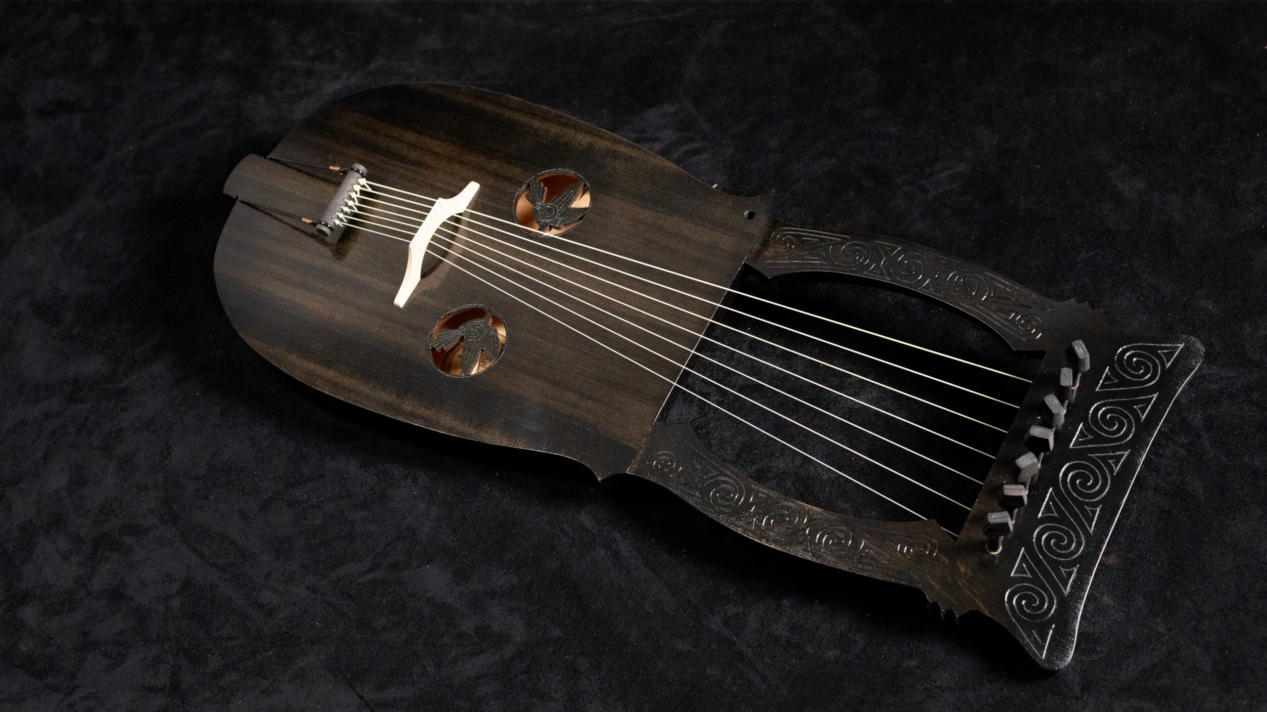 Kravik lyre "Huginn and Muninn"