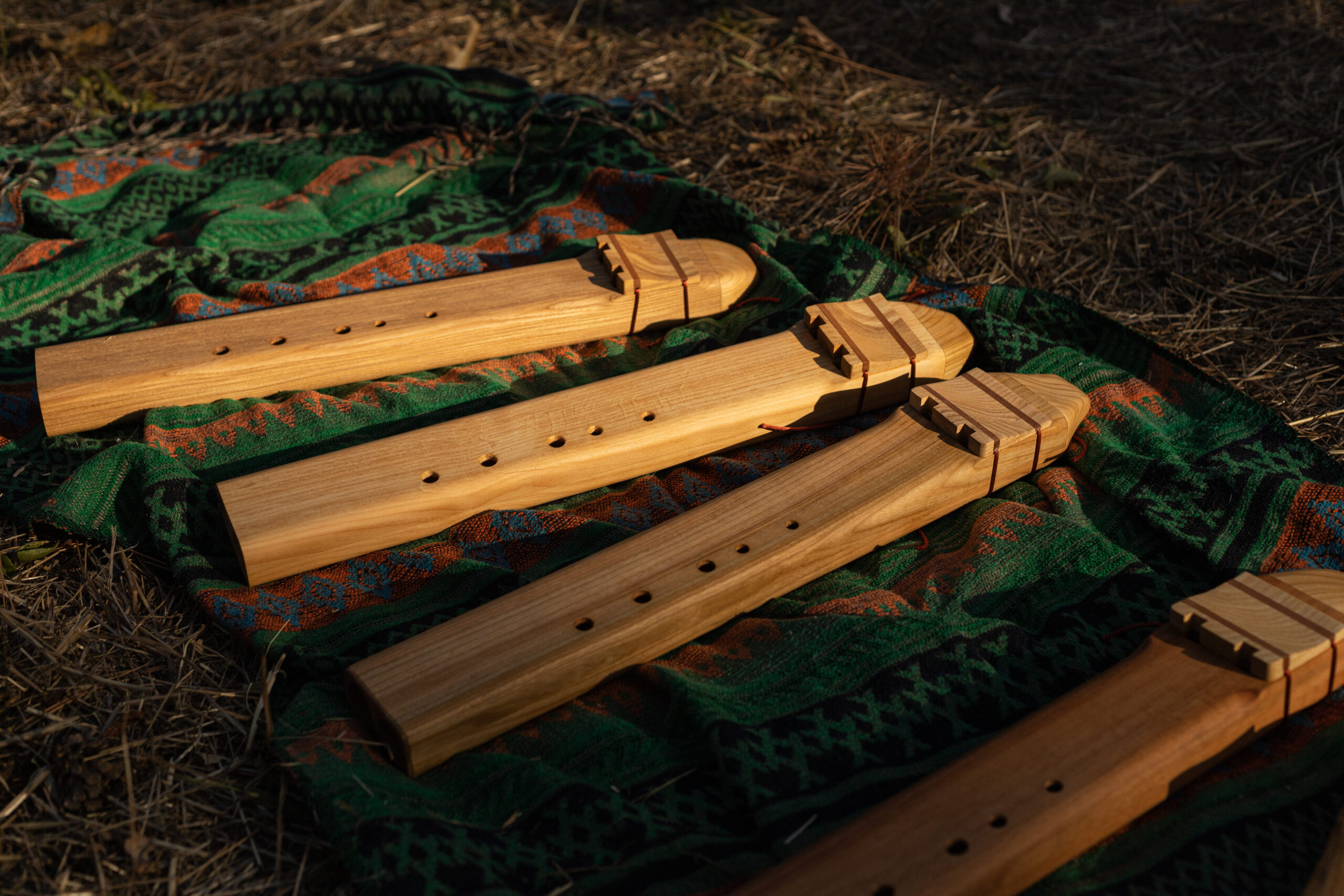 Double Native american flute - Key of E Brown - Image 12