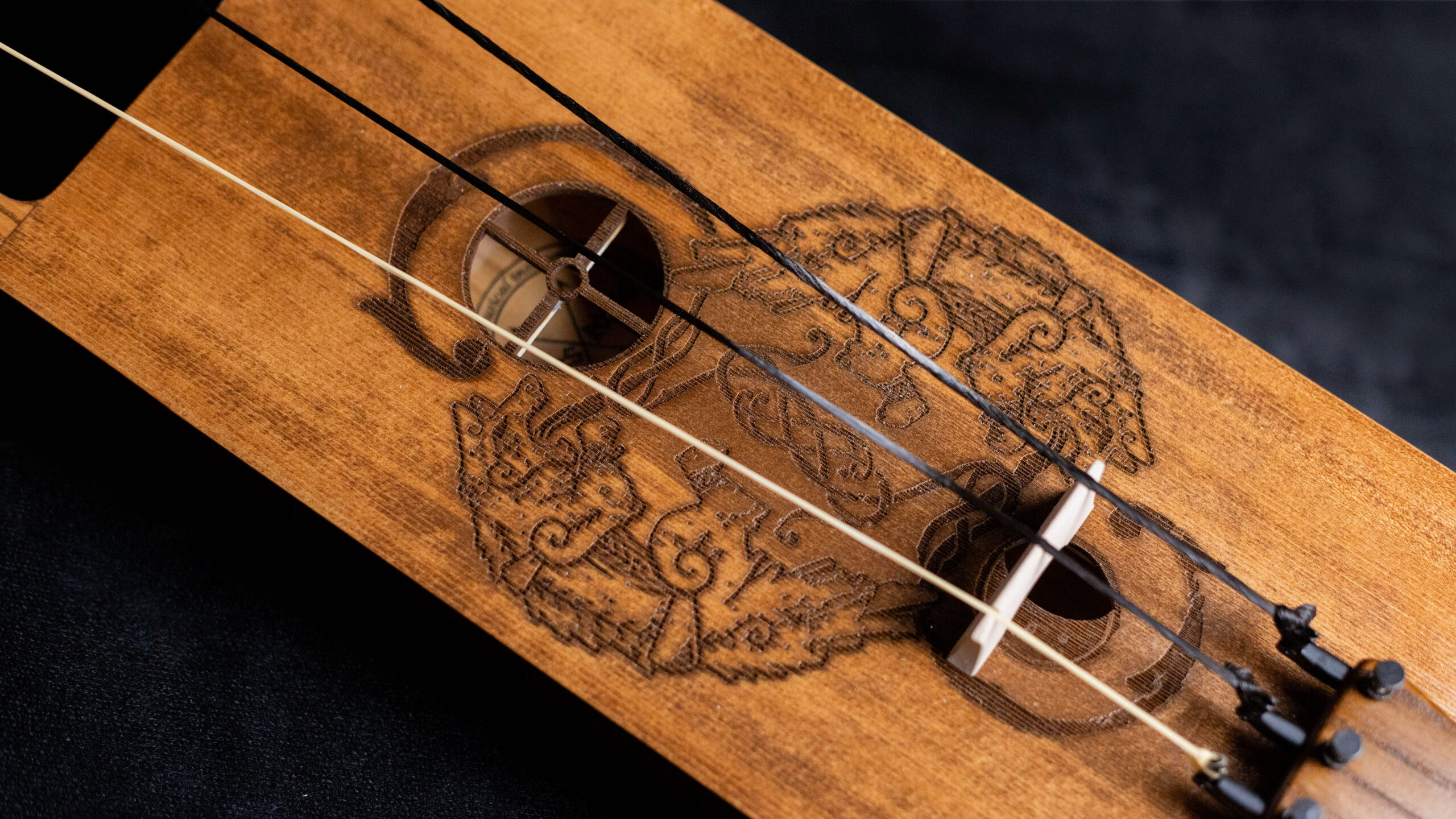 Jouhikko "Skoll and Hatti" - Image 2