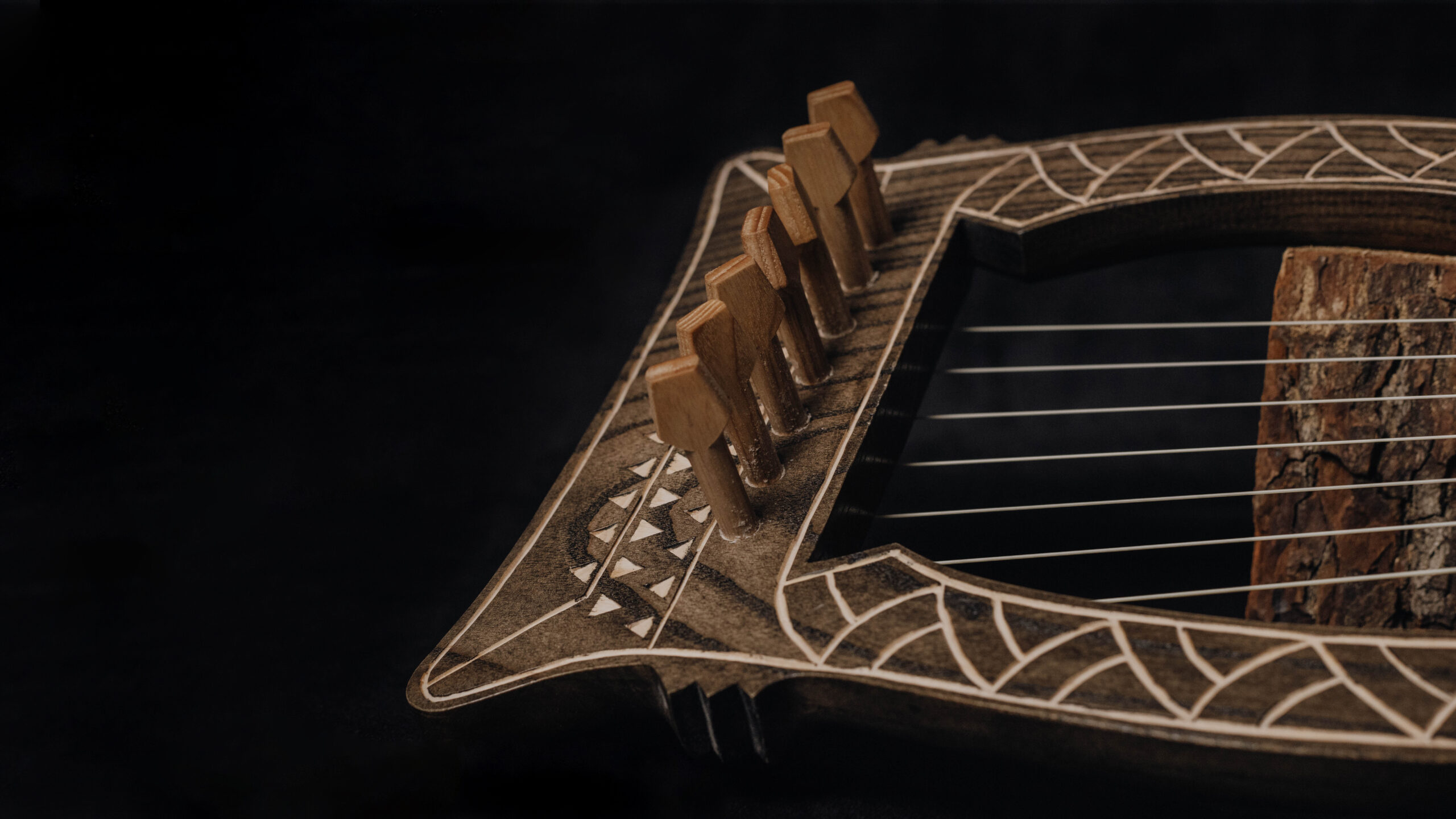 Kravik lyre black - Image 2