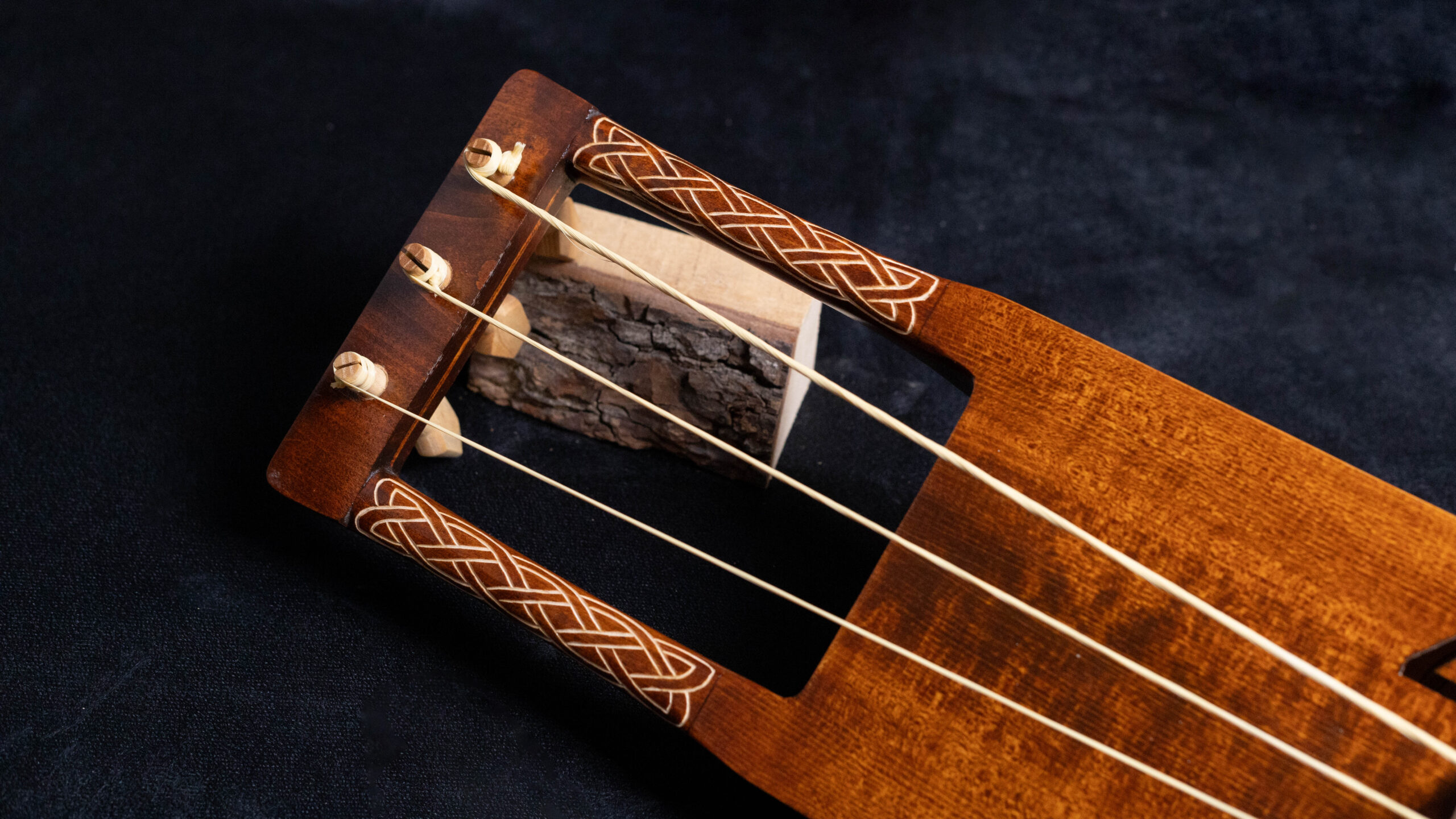 Three strings Tagelharpa/Talharpa bowed lyre - Image 3
