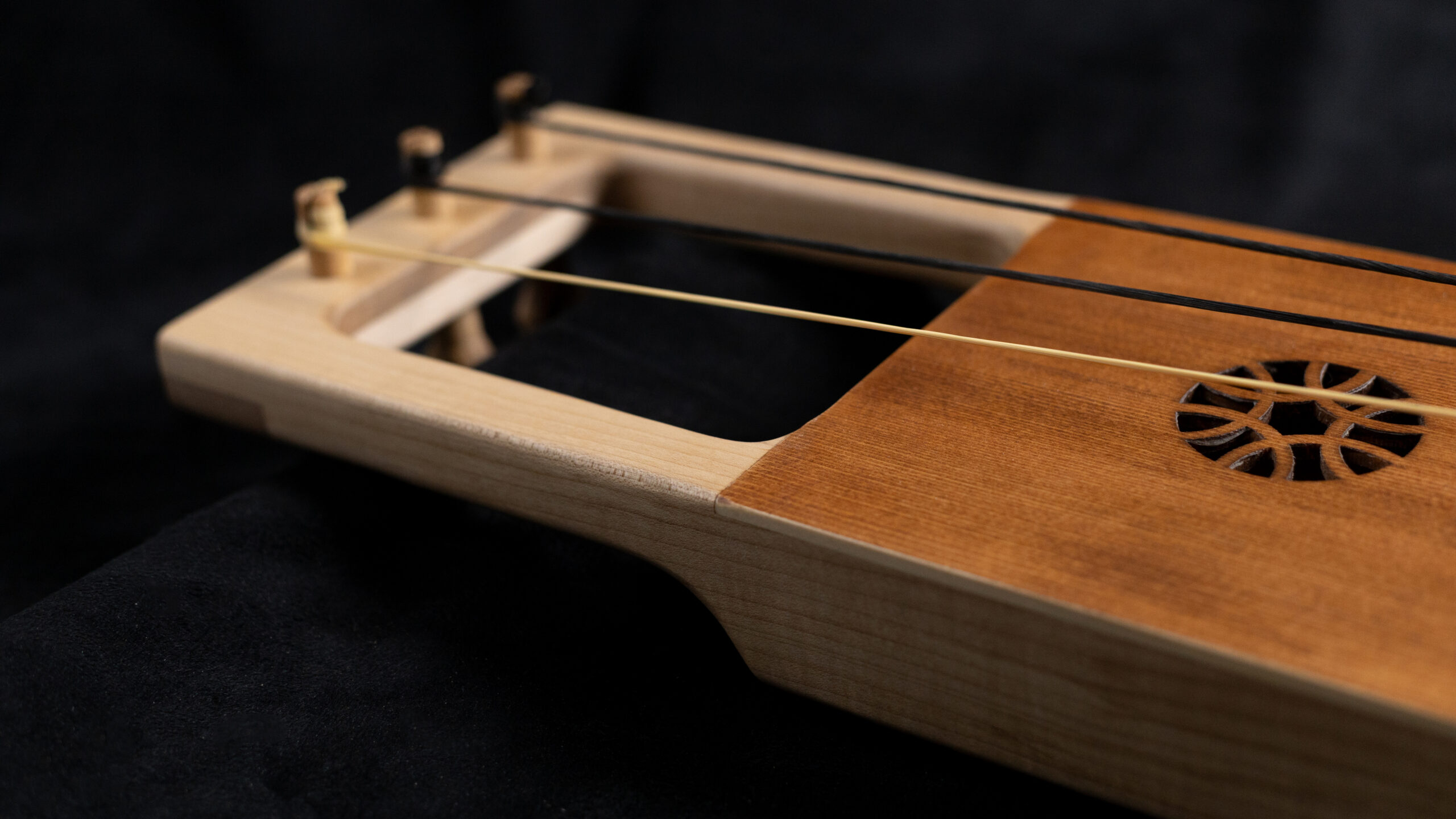 Three strings Tagelharpa/Talharpa bowed lyre - Image 3