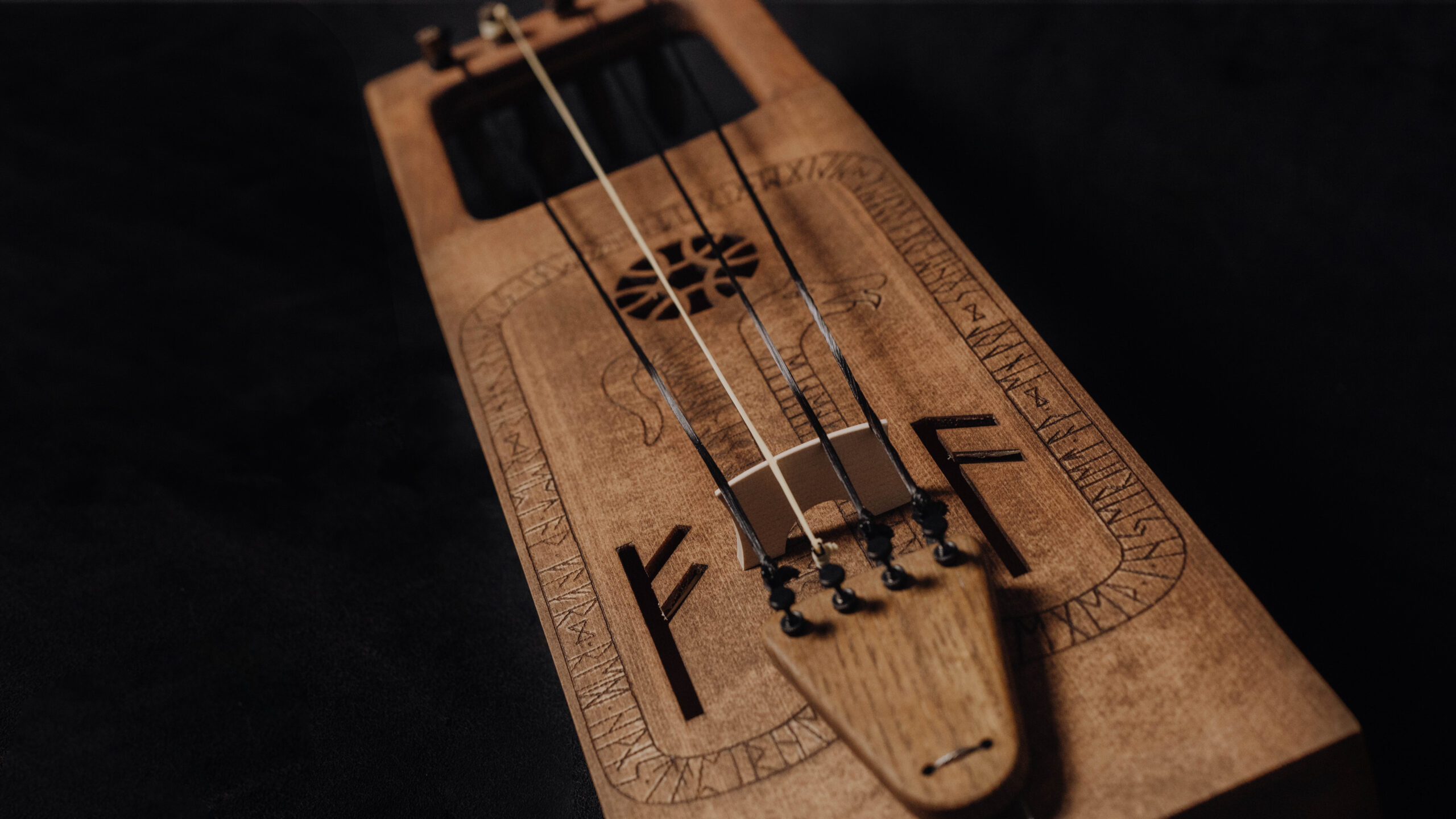 Tagelharpa / Talharpa "Giant's Heart" - Image 5