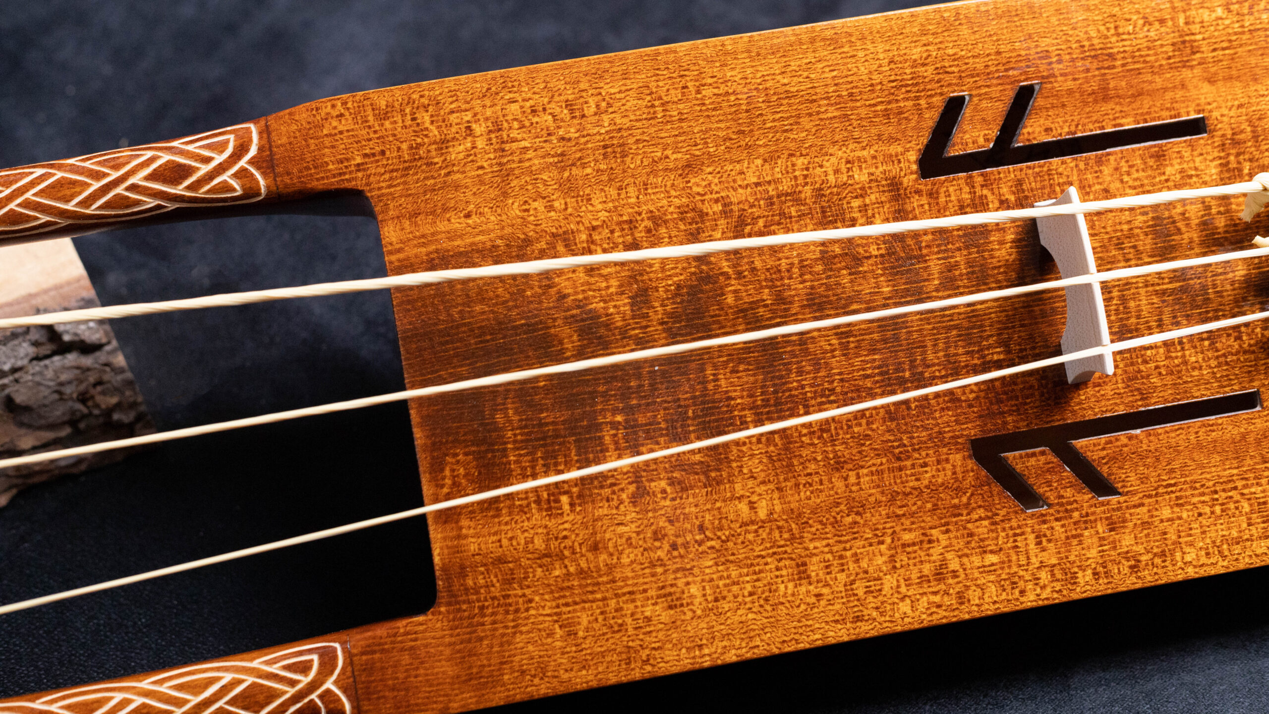 Three strings Tagelharpa/Talharpa bowed lyre - Image 6