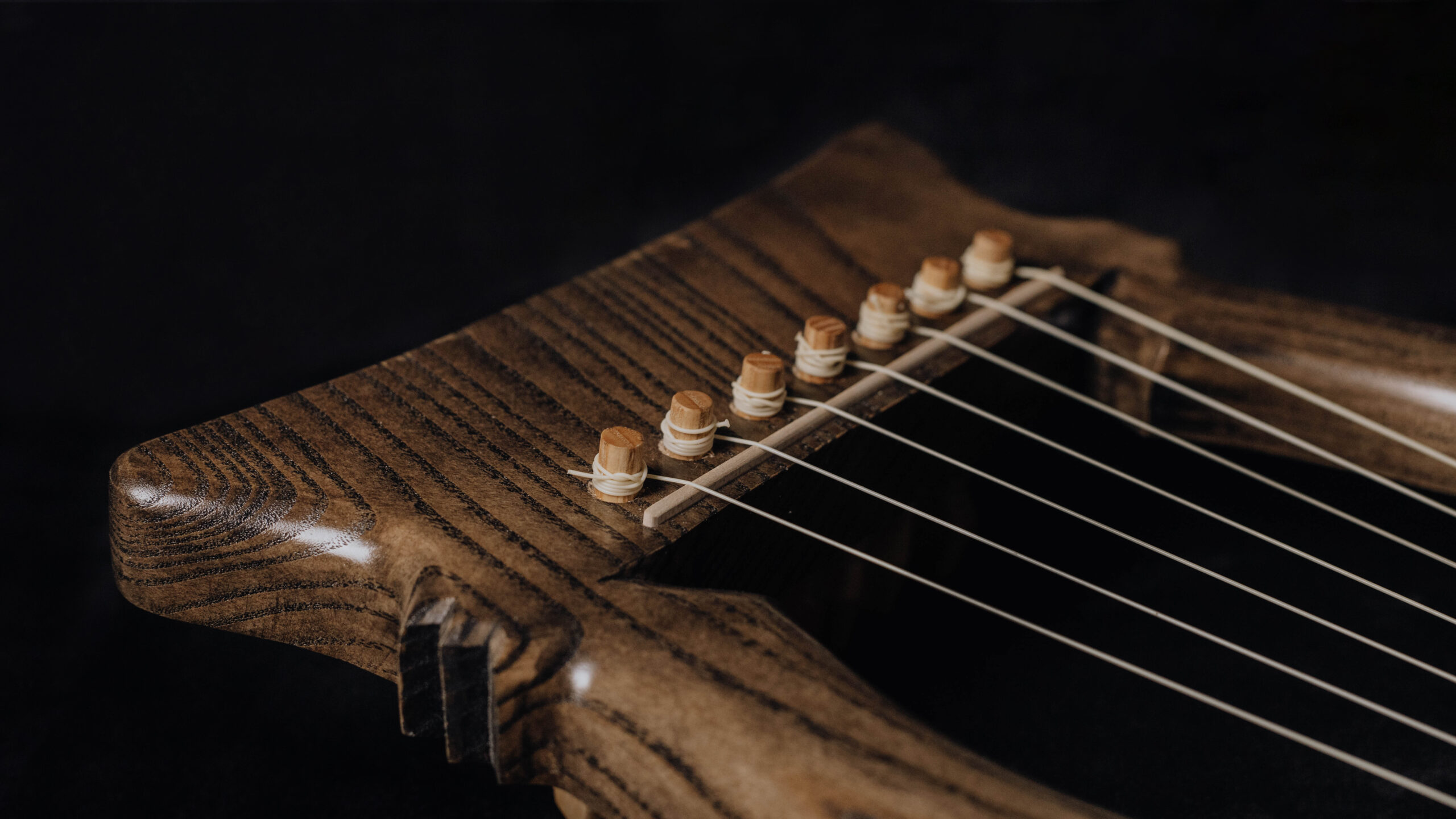 Kravik lyre black - Image 8