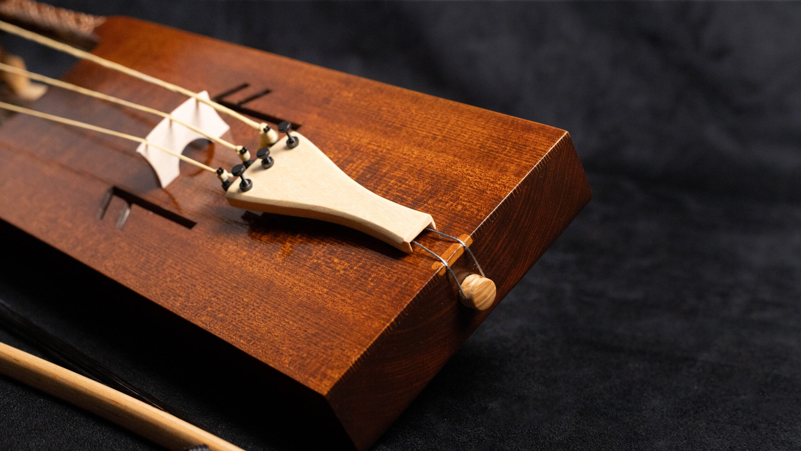 Three strings Tagelharpa/Talharpa bowed lyre - Image 8