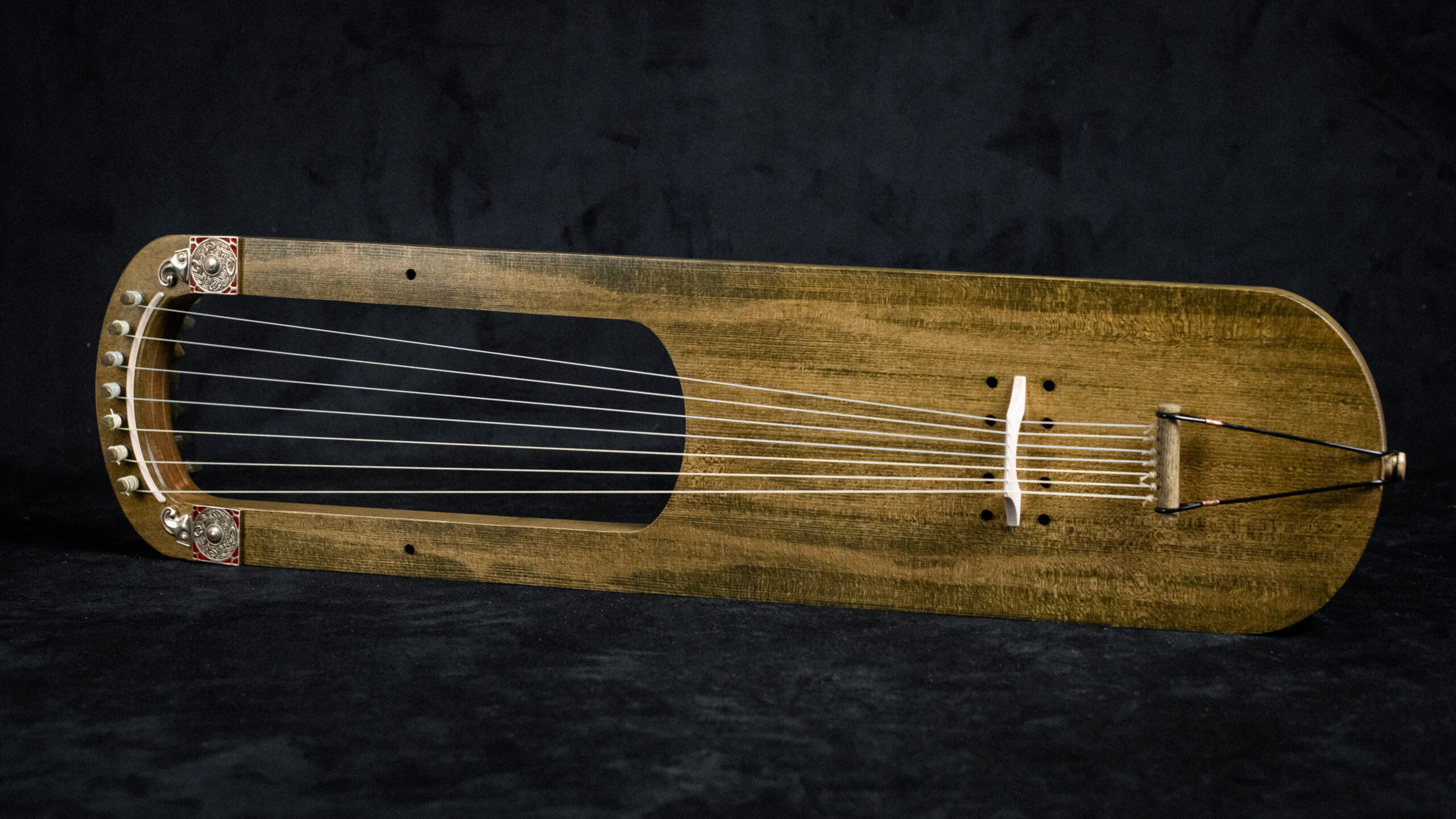 Sutton Hoo lyre Green - Image 10