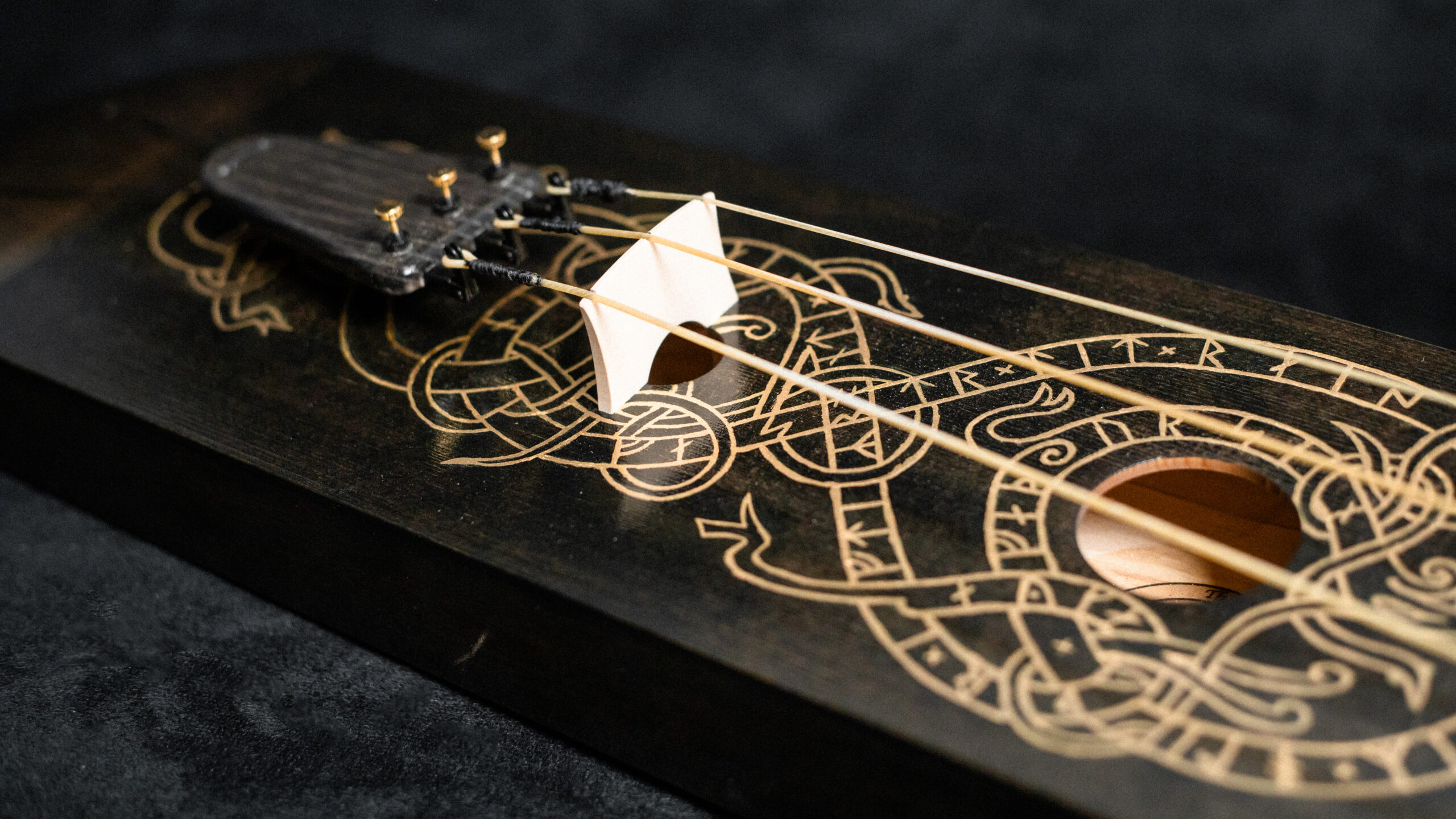 Jouhikko "Fathers Stone" Black - Image 7