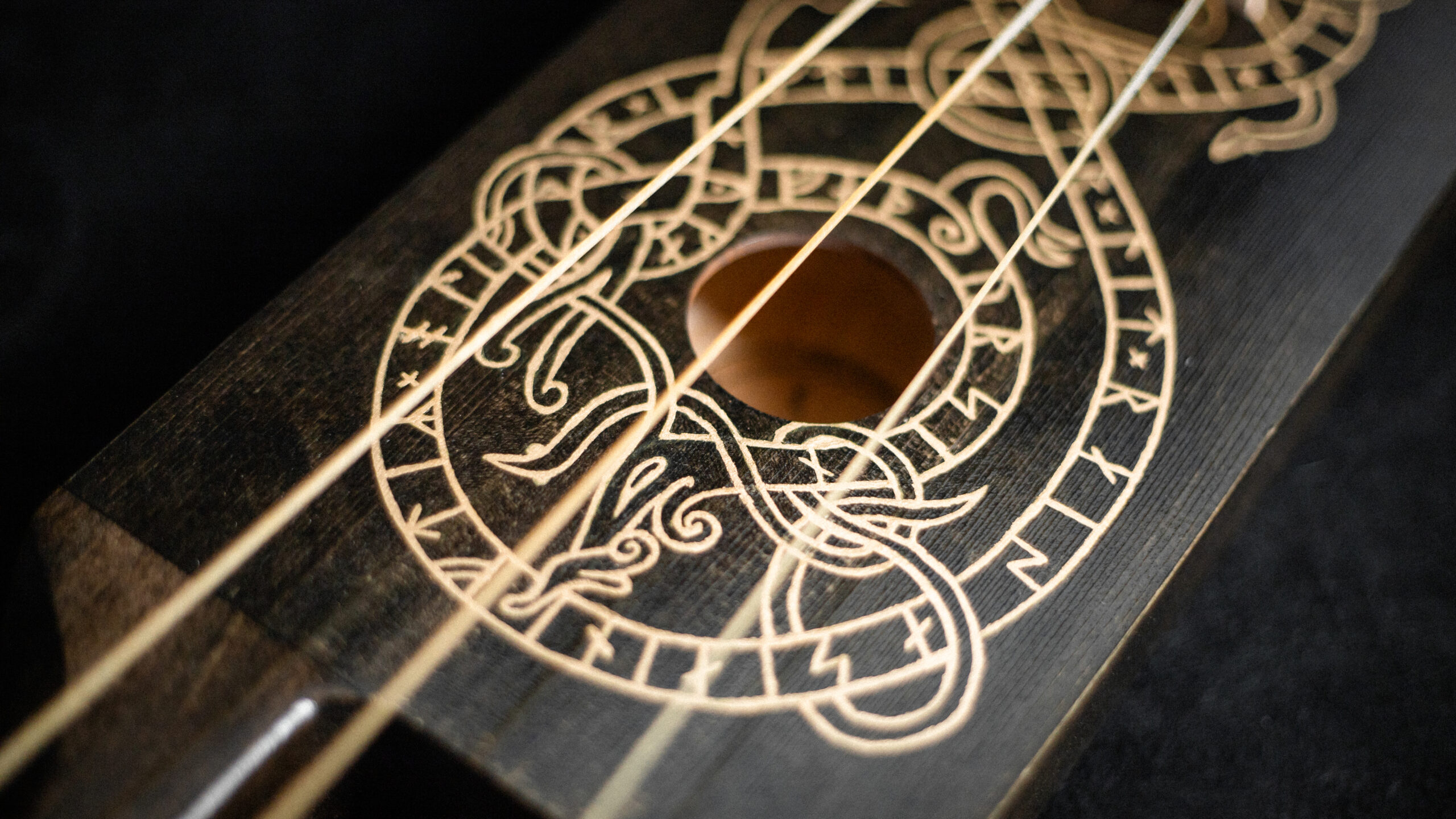 Jouhikko "Fathers Stone" Black - Image 2