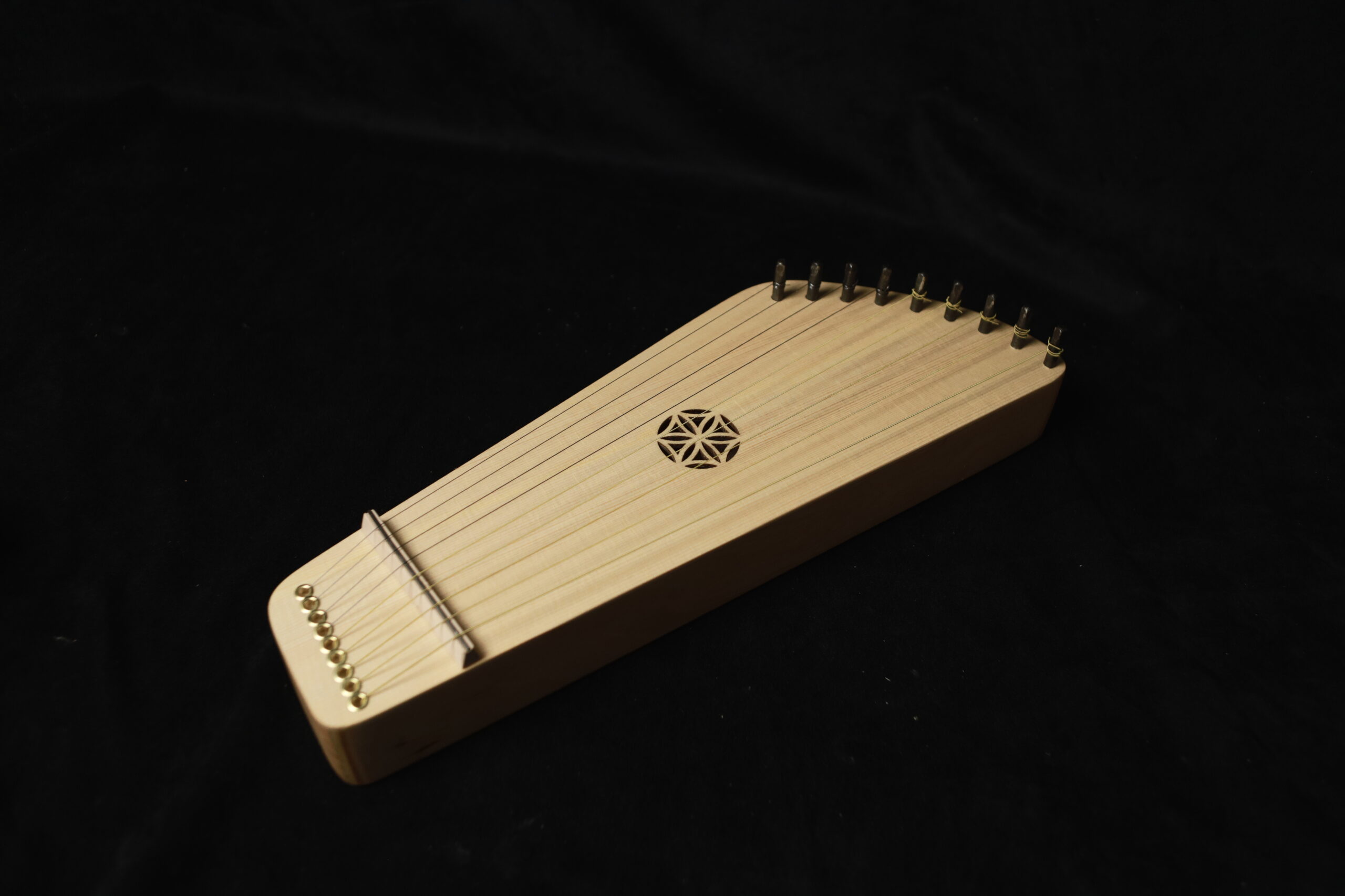 Kantele / Gusli 9 strings - Image 2